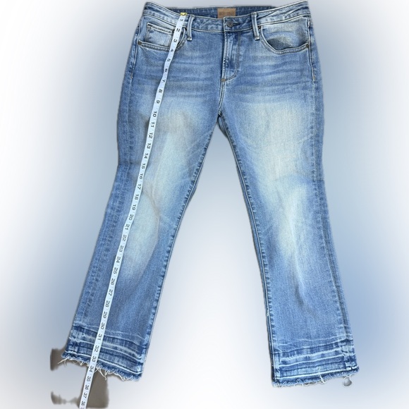 Driftwood Denim - Picture 3 of 6